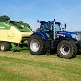Die Grünfutterernte ist eine der Hauptdienstleistungen des Unternehmens. LU Seegers bieten Häcksel-, Ladewagen-, Rund- und Quaderballensilageernte an.